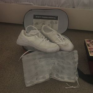 Infinity Phoenix Essential Cheer Shoes - size: 7.5